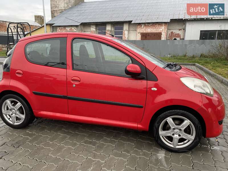 Хетчбек Citroen C1 2011 в Пустомитах