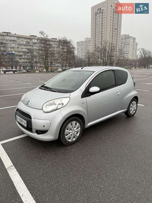 Хетчбек Citroen C1 2011 в Києві