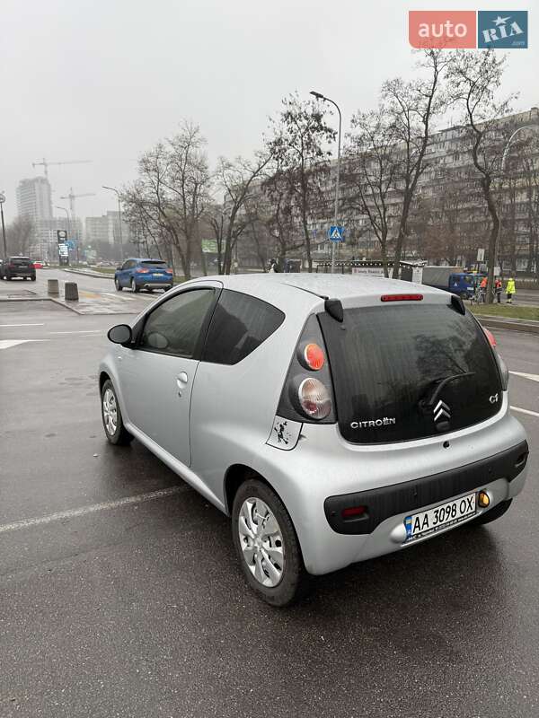 Хетчбек Citroen C1 2011 в Києві