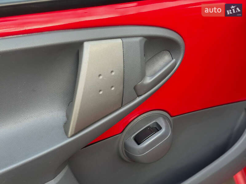 Хэтчбек Citroen C1 2007 в Ивано-Франковске фото 16 Хэтчбек Citroen C1 2007 в Ивано-Франковске