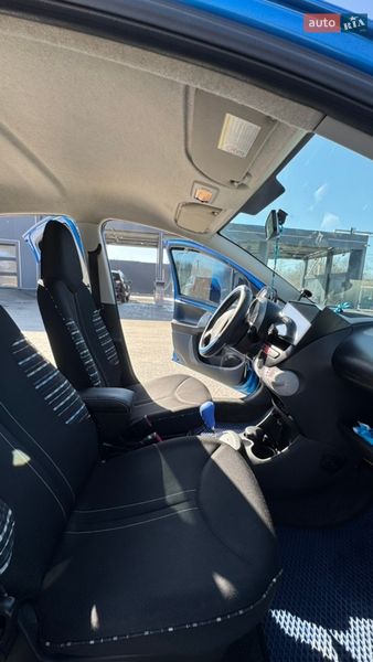 Хэтчбек Citroen C1 2012 в Львове