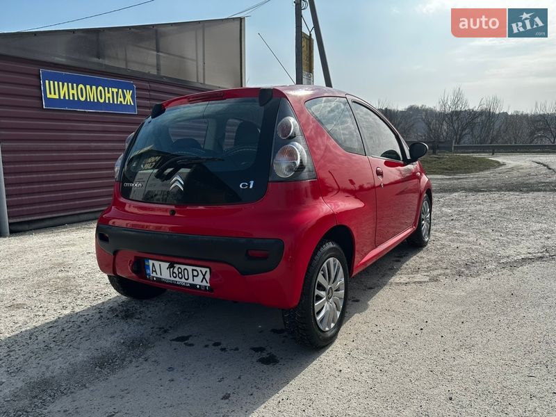Хэтчбек Citroen C1 2012 в Киеве