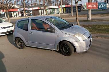 Хэтчбек Citroen C2 2003 в 