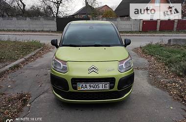 Универсал Citroen C3 Picasso 2012 в Киеве