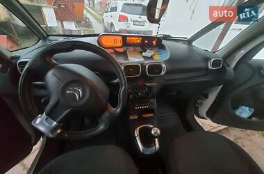 Минивэн Citroen C3 Picasso 2013 в 