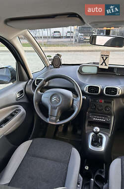 Минивэн Citroen C3 Picasso 2011 в 