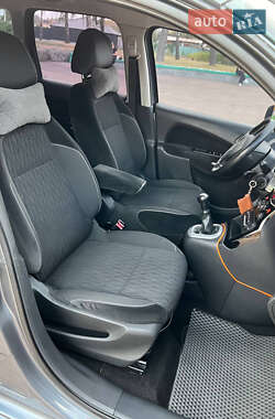 Минивэн Citroen C3 Picasso 2011 в 