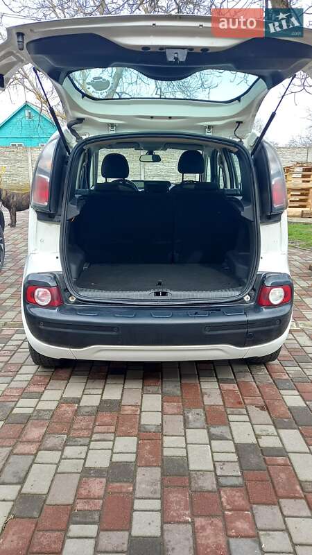 Мінівен Citroen C3 Picasso 2013 в Здолбуніві