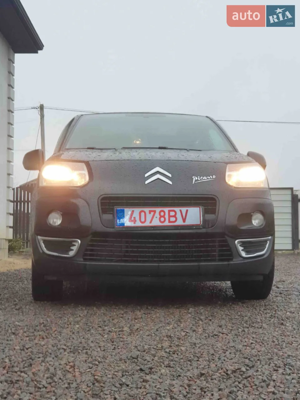 авто в оригіналі без єдиного підкрасу . один власник в Україні. Ніяких вкладень непотребує.