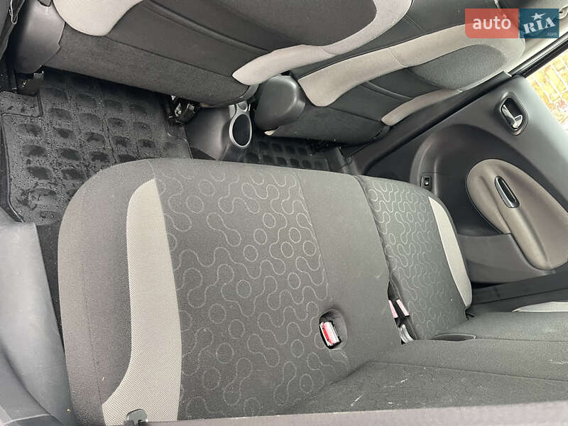 Мінівен Citroen C3 Picasso 2012 в Умані фото 12 Мінівен Citroen C3 Picasso 2012 в Умані