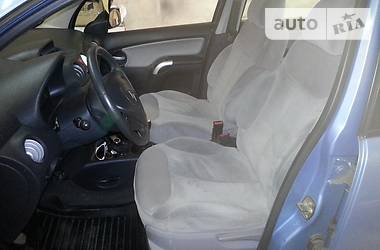 Хетчбек Citroen C3 2003 в Сумах