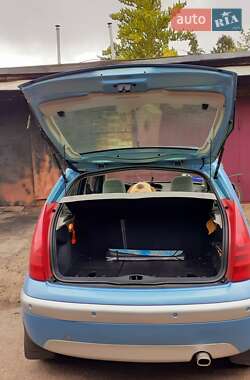 Хетчбек Citroen C3 2003 в Сумах