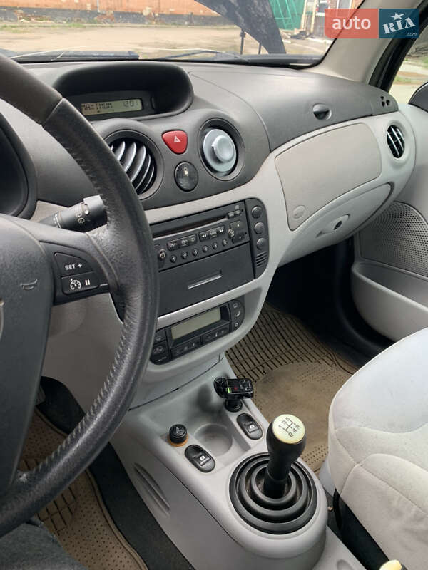 Хэтчбек Citroen C3 2002 в Прилуках фото 4 Хэтчбек Citroen C3 2002 в Прилуках
