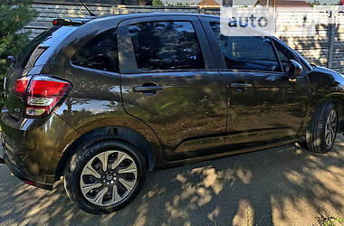 Хэтчбек Citroen C3 2014 в 