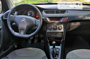 Хэтчбек Citroen C3 2014 в 