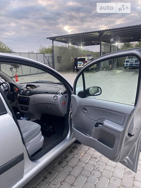 Хетчбек Citroen C3 2002 в Бару