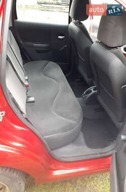 Хэтчбек Citroen C3 2008 в 