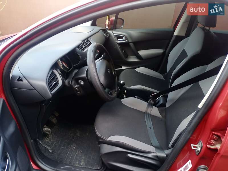 Хэтчбек Citroen C3 2011 в Ирпене