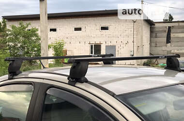 Хэтчбек Citroen C3 2006 в 
