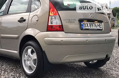 Хэтчбек Citroen C3 2006 в 