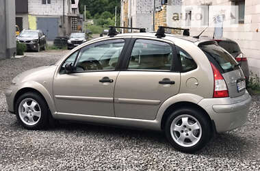 Хэтчбек Citroen C3 2006 в 