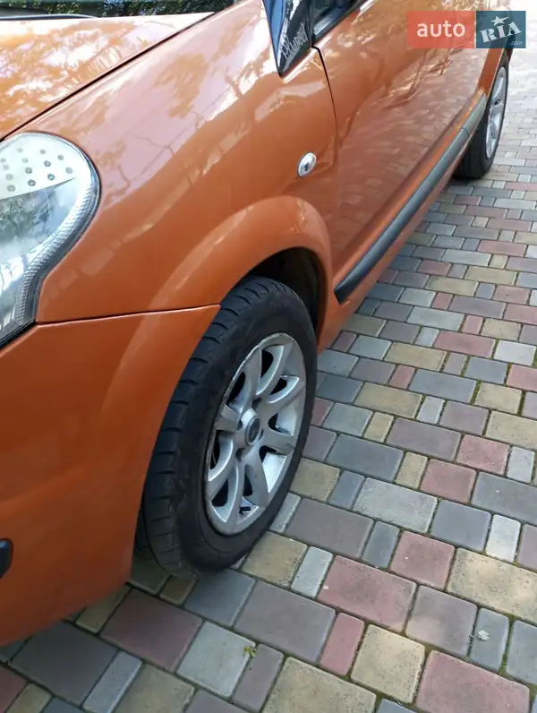 Citroen C3 2006 VIN VF7HBNFUC28090175 фото оголошення 4 з 47