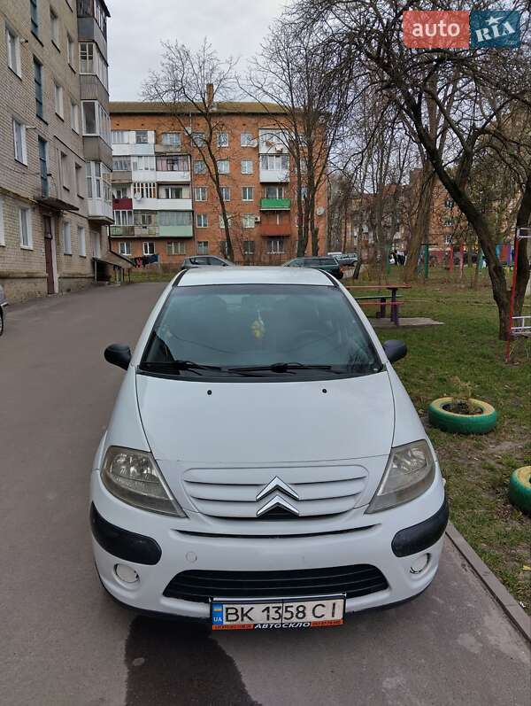 Хэтчбек Citroen C3 2006 в Дубно