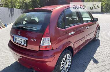 Хэтчбек Citroen C3 2008 в 