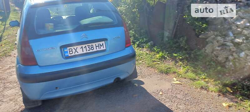 Хэтчбек Citroen C3 2002 в Новой Ушице