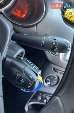 Хэтчбек Citroen C3 2014 в 