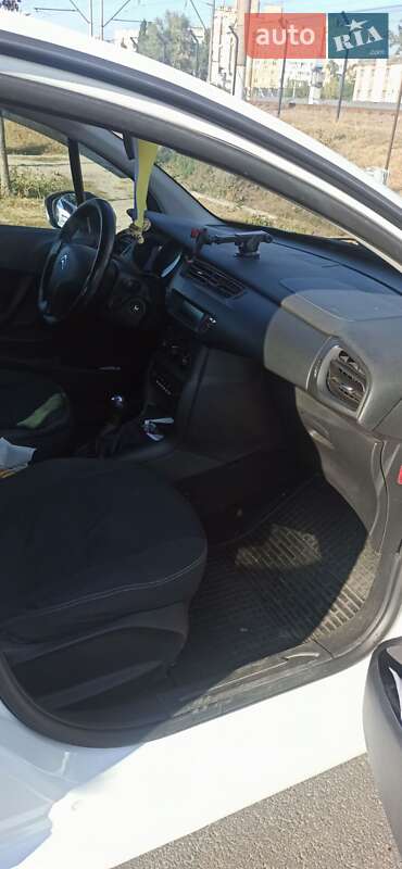 Хэтчбек Citroen C3 2014 в Киеве