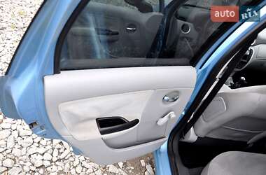 Хэтчбек Citroen C3 2006 в Львове