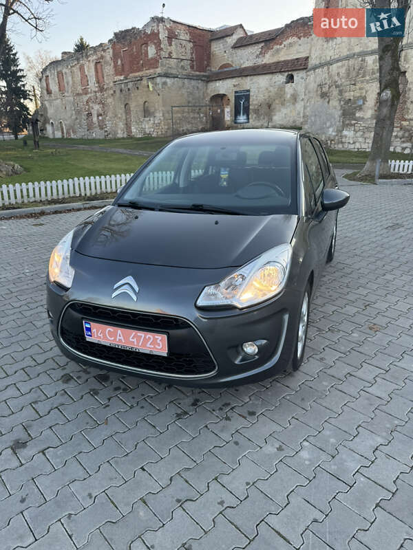 Хэтчбек Citroen C3 2012 в Бережанах