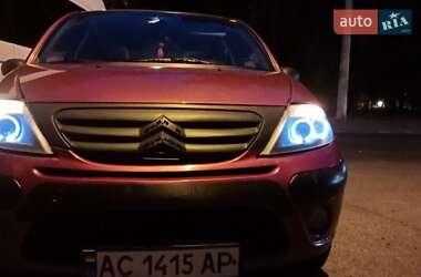Хэтчбек Citroen C3 2008 в 