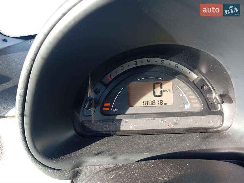 Хэтчбек Citroen C3 2004 в Чернигове