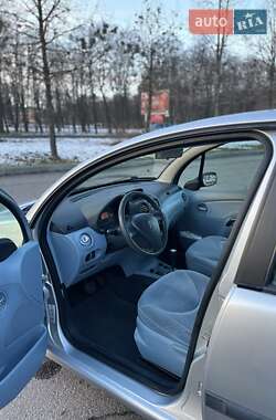 Хэтчбек Citroen C3 2002 в 