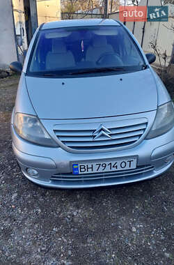 Хетчбек Citroen C3 2004 в Чернівцях