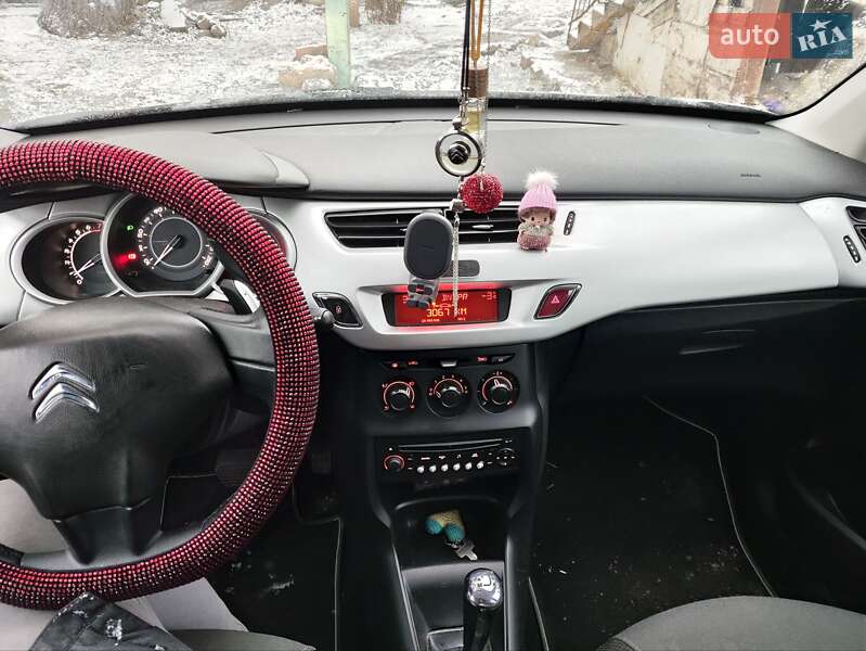Хэтчбек Citroen C3 2012 в Днепре