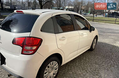 Хэтчбек Citroen C3 2012 в 