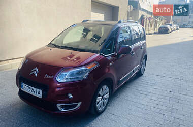 Хэтчбек Citroen C3 2010 в 