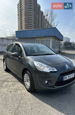 Хэтчбек Citroen C3 2012 в Киеве