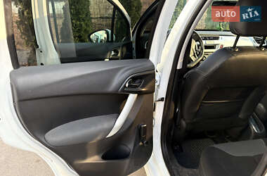 Хэтчбек Citroen C3 2012 в 
