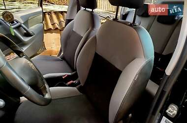 Хетчбек Citroen C3 2013 в 