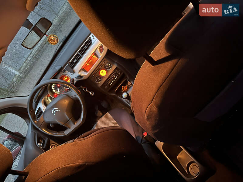 Хэтчбек Citroen C3 2011 в Черновцах