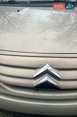 Хэтчбек Citroen C3 2006 в 