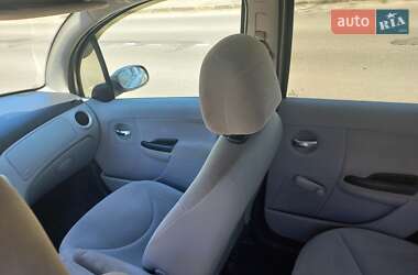 Хэтчбек Citroen C3 2007 в 