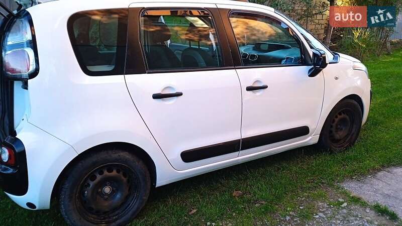 Хетчбек Citroen C3 2014 в Ужгороді
