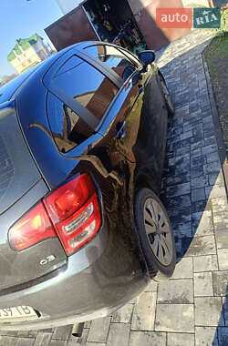 Хэтчбек Citroen C3 2011 в 