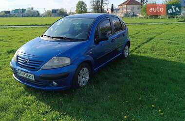 Хэтчбек Citroen C3 2003 в 