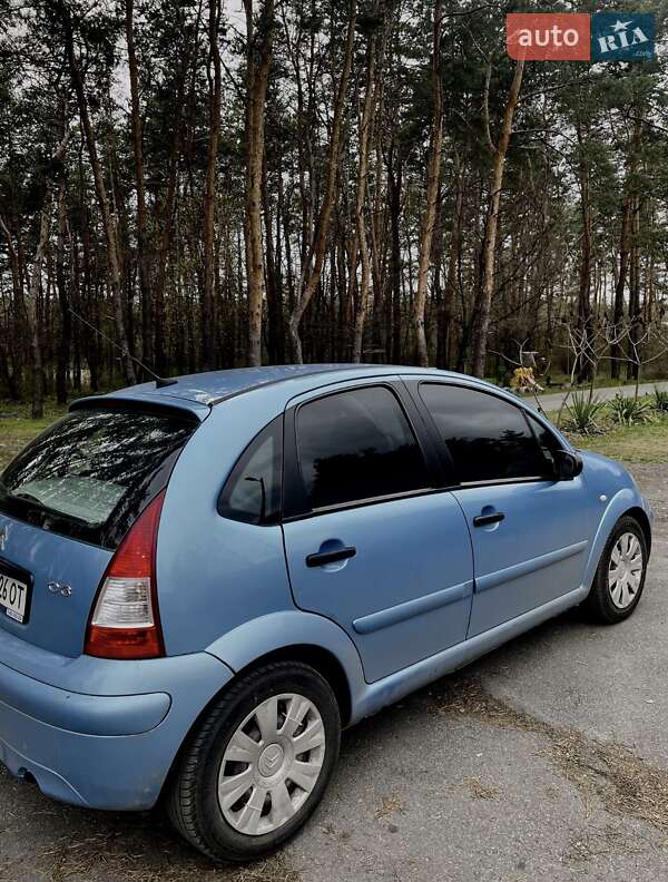 Хэтчбек Citroen C3 2005 в Новомосковске
